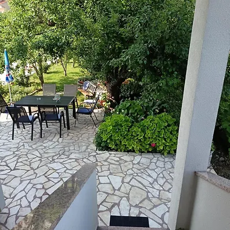Angela Apartment