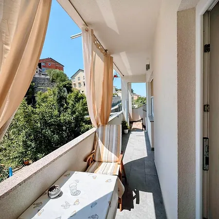 Angela Apartment Supetarska Draga