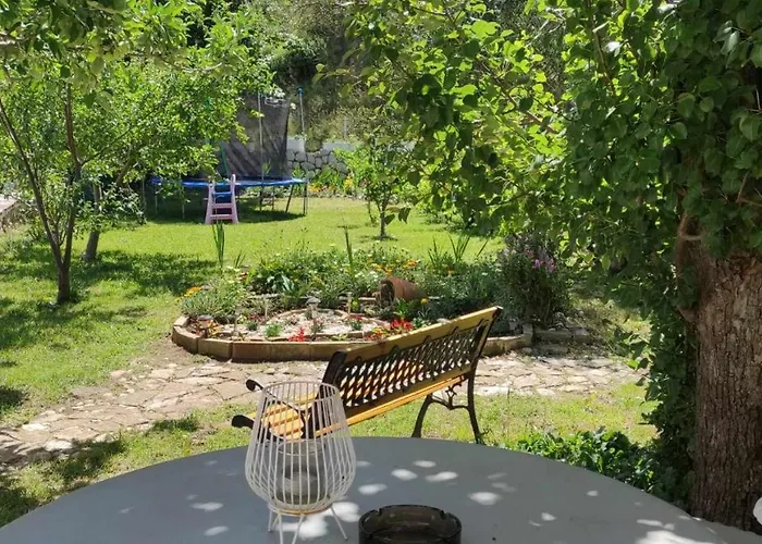 Angela * Supetarska Draga