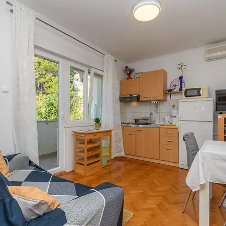 Apartment Angela Supetarska Draga