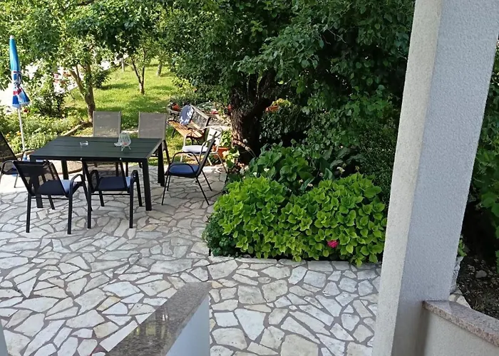 Angela Apartment